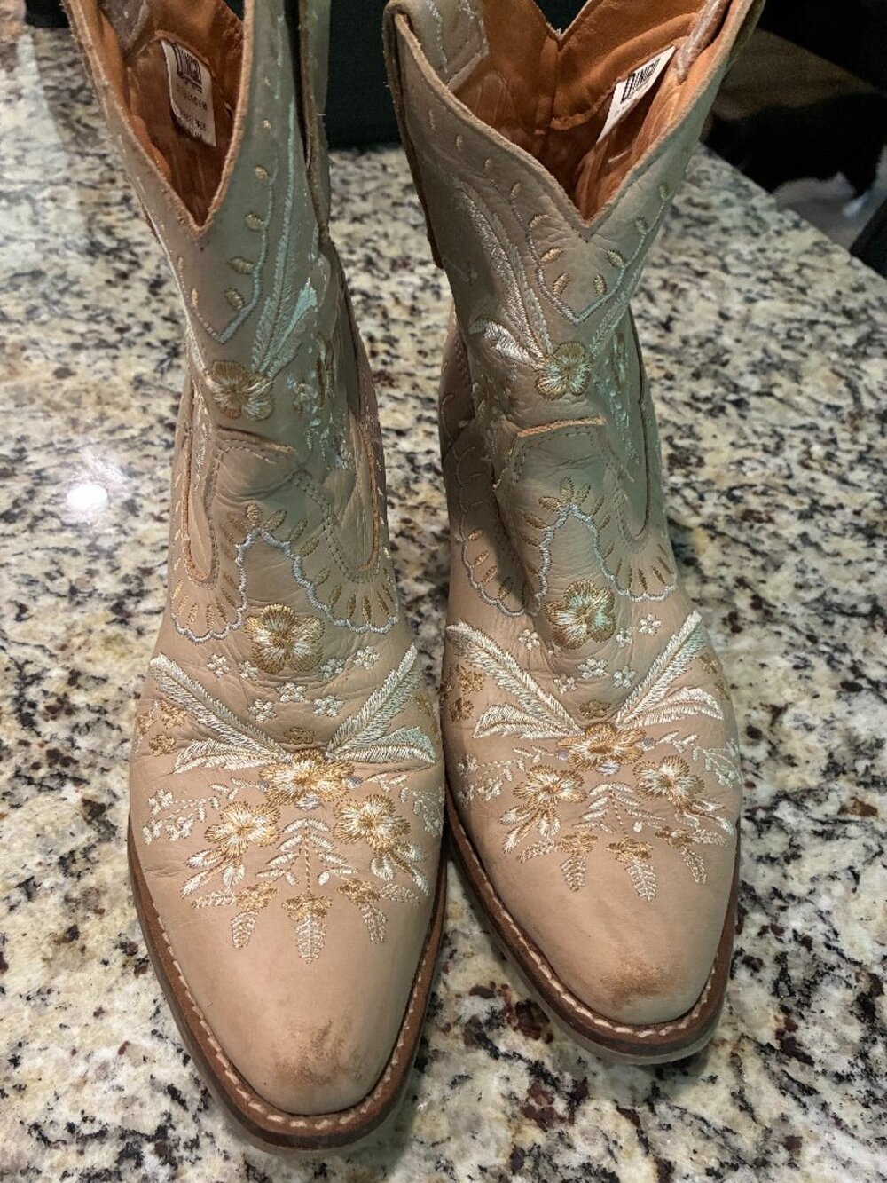 Dingo Primrose DI748 Sand Floral Embroidered Leather Western Booties 8.5
